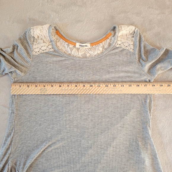 Taylor & Sage Ribbed Babydoll And Lace Top Small Gray Cream - Picture 11 of 12